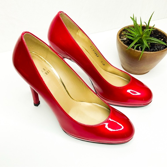STUART WEITZMAN Elegant Candy Apple Red Women's Glossy Leather Heels - Picture 3 of 10